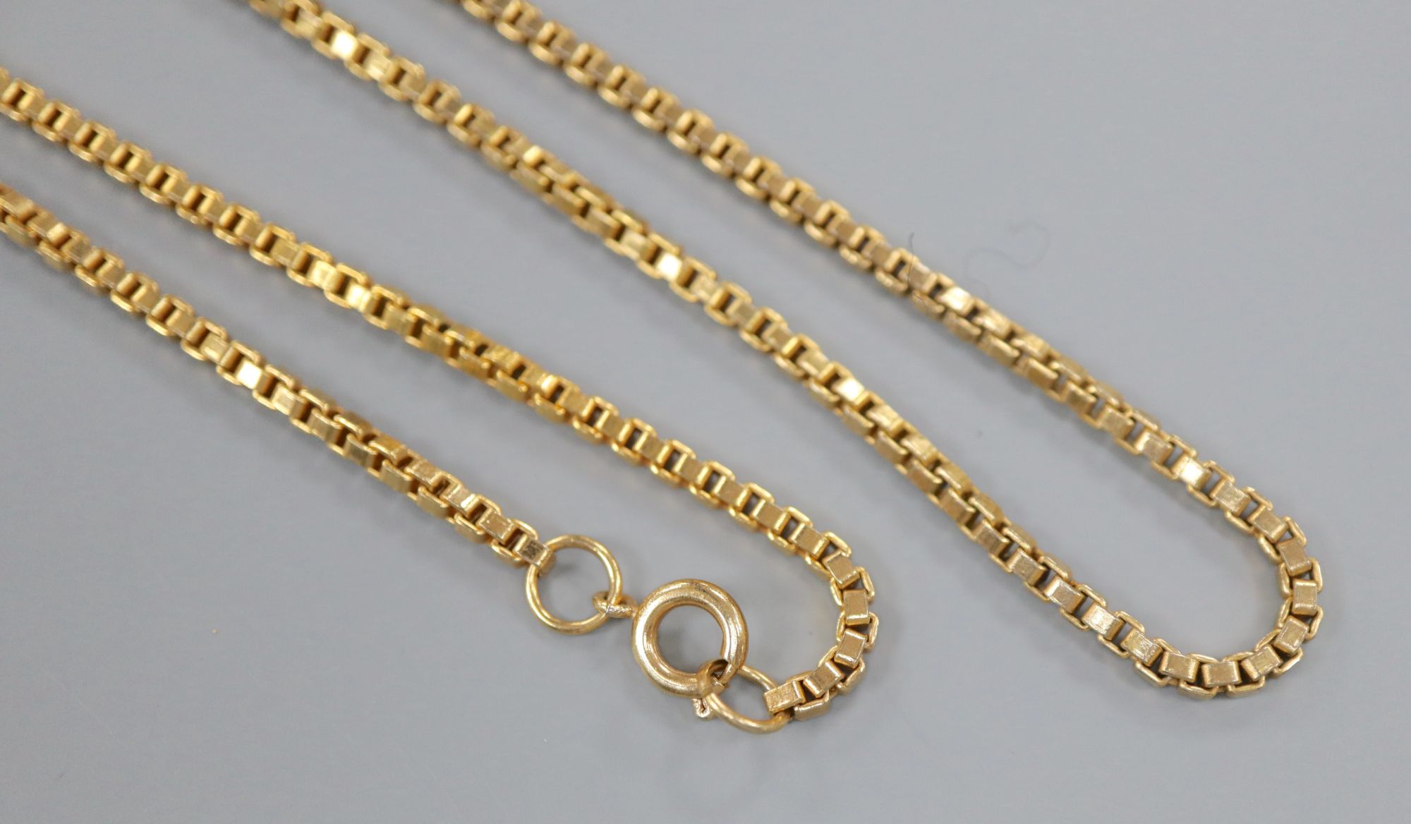 A yellow metal belcher link chain, 76cm, 19 grams.